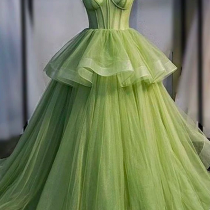 spaghetti strap prom dresses, green..