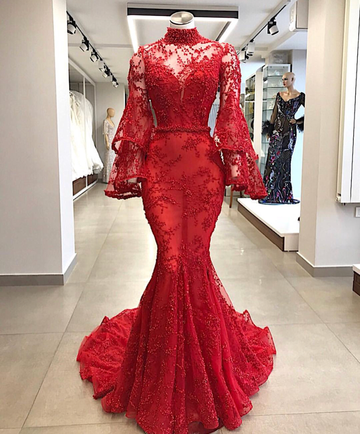 Red Lace Uniqe Design Open Back Elegant Formal Mermaid Long Prom Dress –  SposaBridal