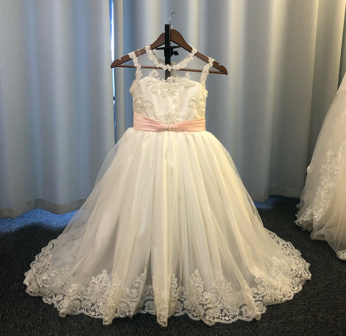 White Flower Girl Dress, Flower Girl Dresses For Weddings, Lace Applique Flower Girl Dress, Kids Wedding Dress, Beaded Flower Girl Dress, Vestido