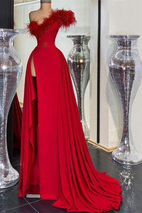 Red Prom Dresses, Feather Prom Dress, Prom Dresses, Abendkleider, Simple Prom Dresses, Custom Make Prom Dresses, Prom Gown, Women Fashion, Dubai