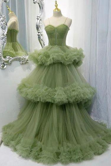 Tiered Prom Dresses, Green Prom Dresses, Robes De Cocktail, Tulle Prom Dresses, Spaghetti Strap Prom Dresses, Prom Ball Gown, Elegant Prom
